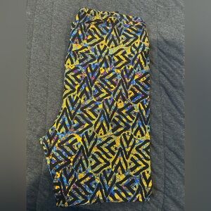 LuLaRoe Black and Yellow Patterned Leggings